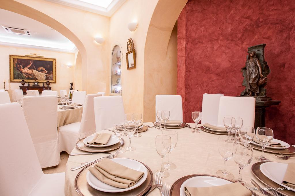 Flora Hotel 4*
