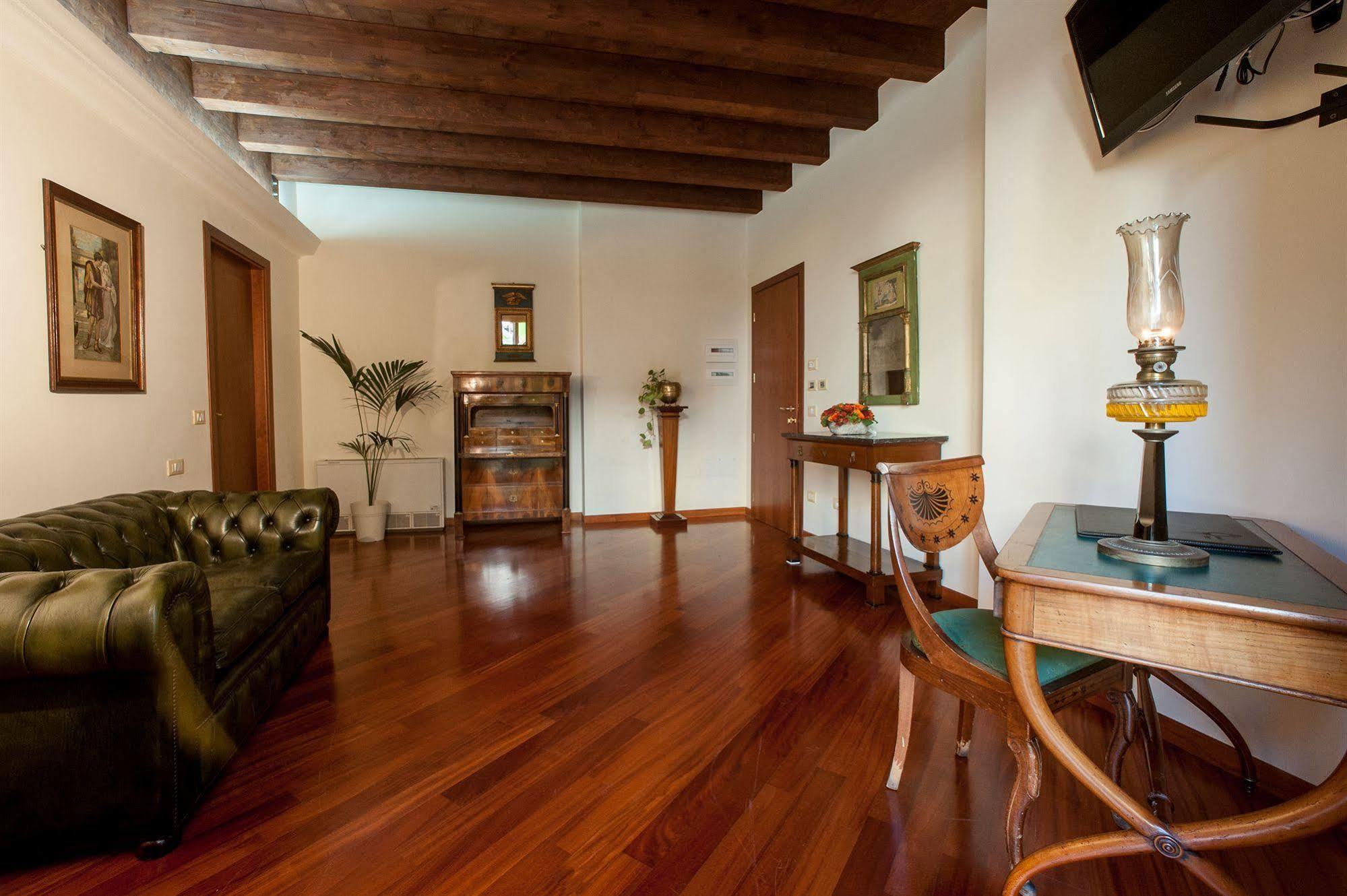 Flora Hotel Cagliari